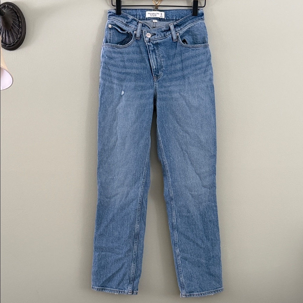 Abercrombie & Fitch “the 90s straight ultra high-rise curve love Flaw Size 26/2S